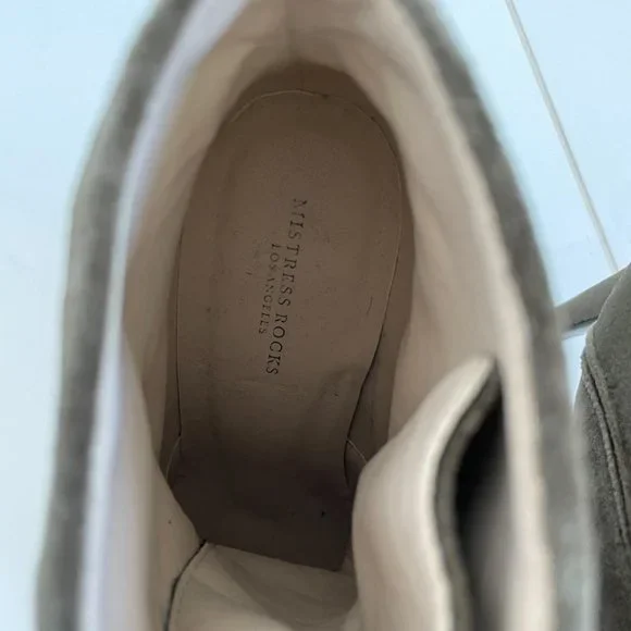 Mistress Rocks Boots - Picture 5 of 7